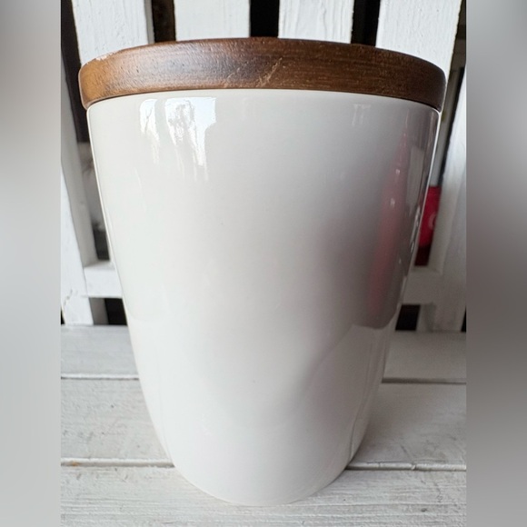 Rae Dunn Santa's Cookies Ceramic Cellar - Picture 3 of 4